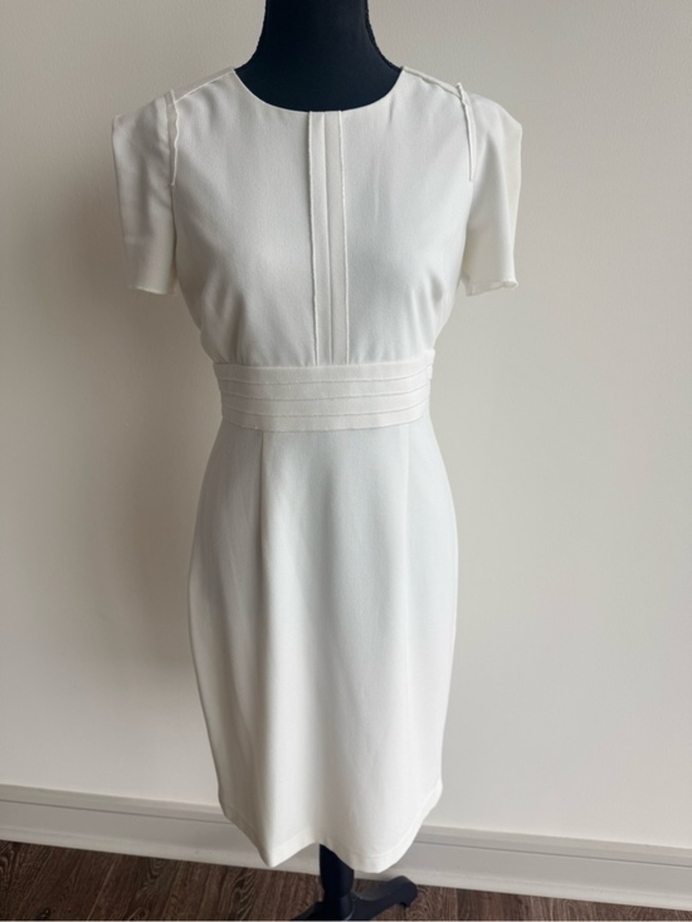 Adrianna Papell White Short-Sleeve Midi Sheath Dress